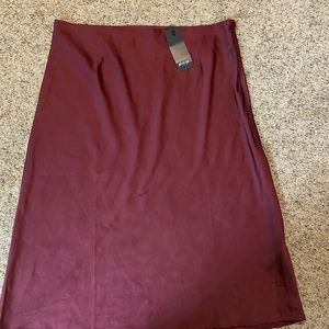 NWT nasty gal skirt in burgundy. MIDI.